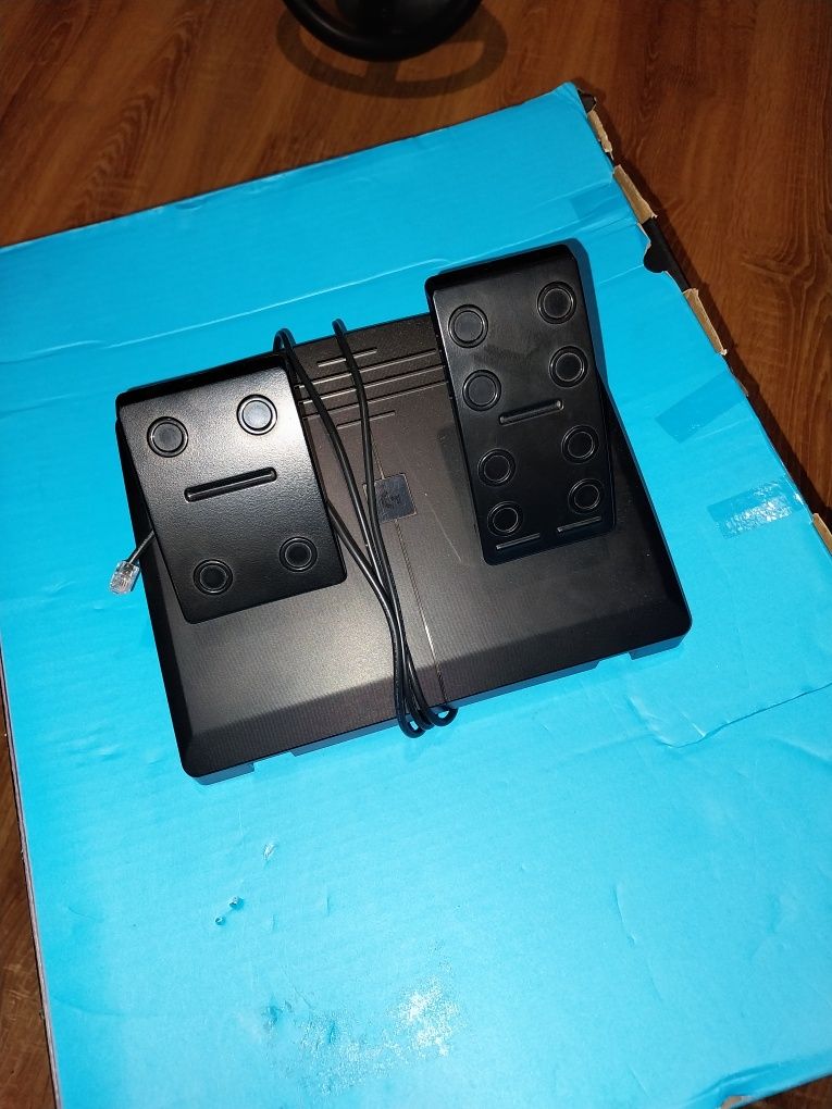 Kierownica Logitech G-Saitek