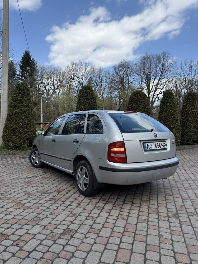Skoda fabia 1.9 tdi 2003 рік