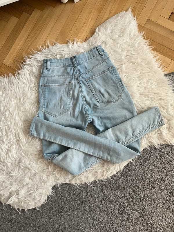 H&M jasne spodnie jeansy dżinsy 32 XXS 34 XS rurki klasyczne