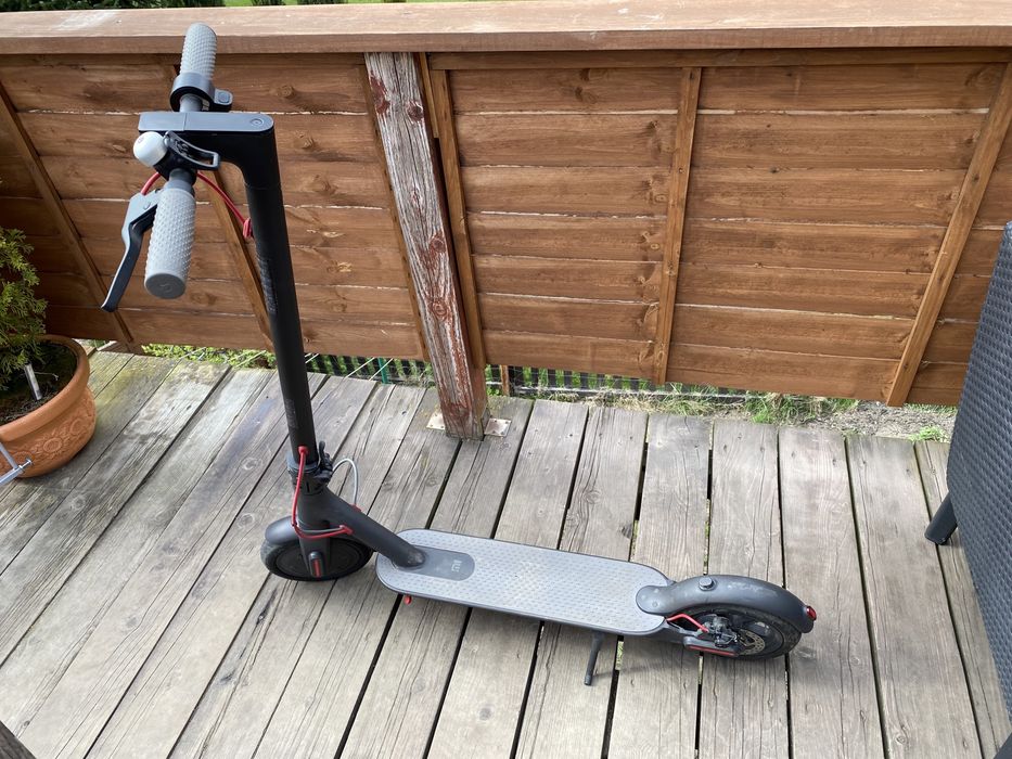 Hulajnoga elektryczna Xiaomi Mi Electric Scooter M365