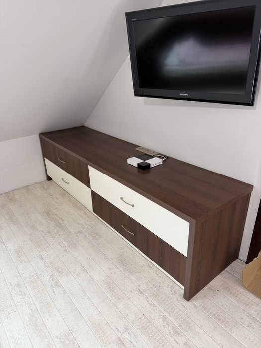 Komoda pod telewizor