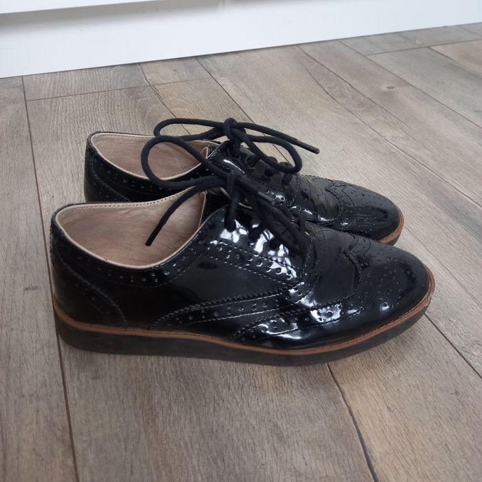 Lakierki damskie, dziewczęce