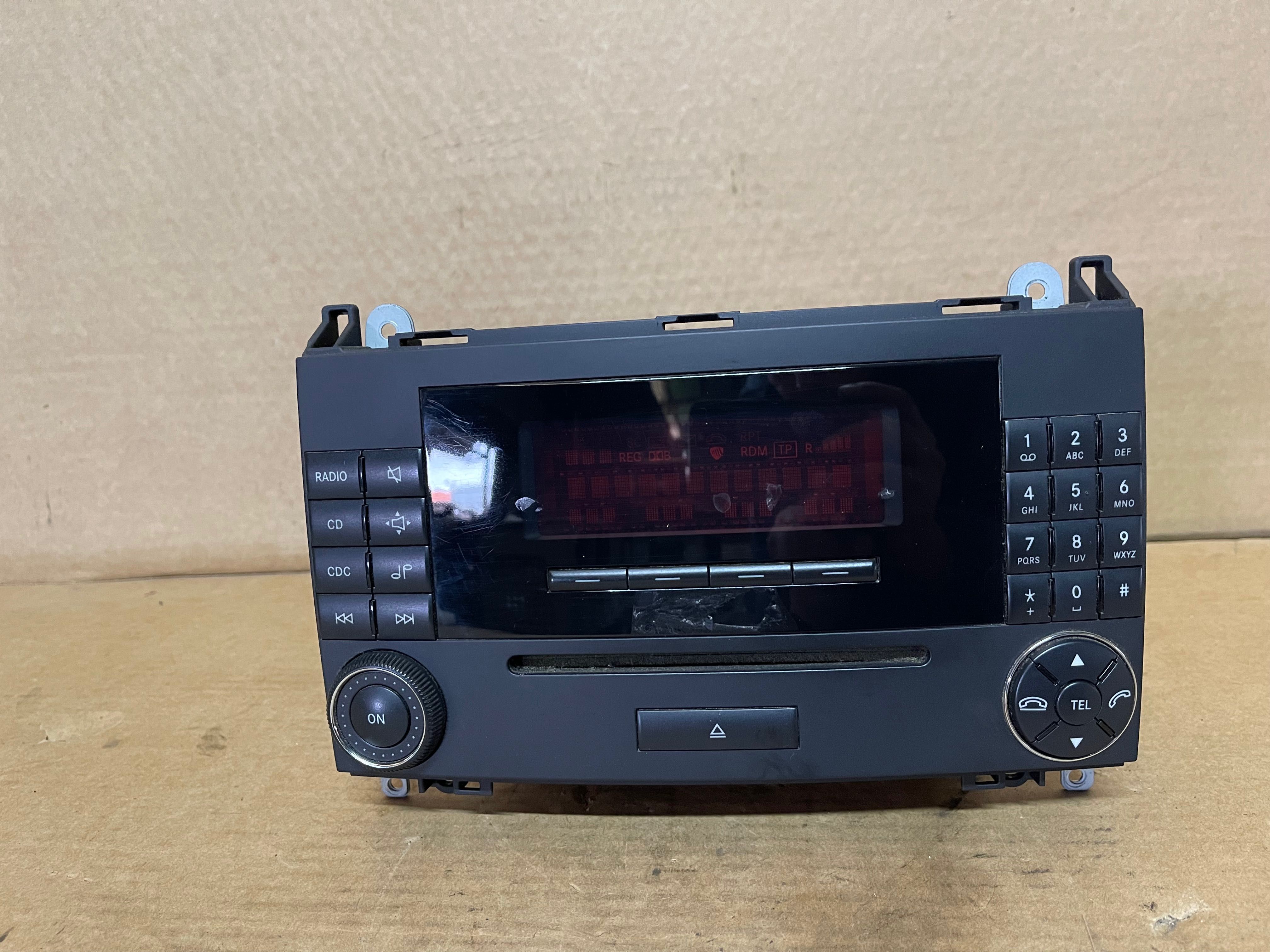 RADIO MERCEDES W169 W245 A180,A200,B180,B200 . A169.8700.289