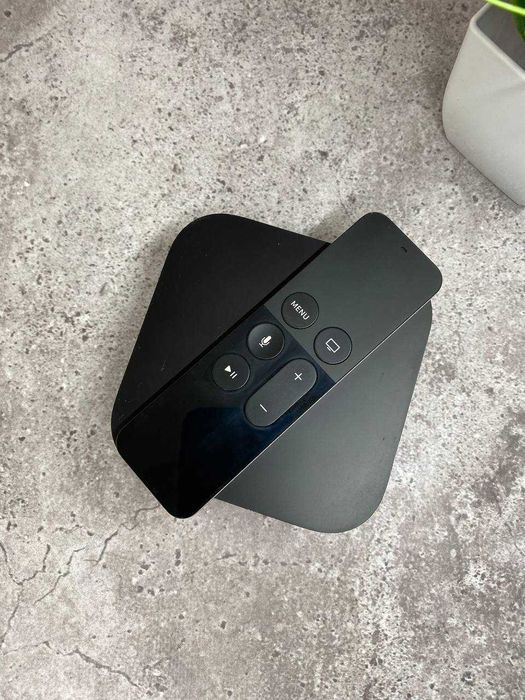 Приставка Apple TV 4 HD (A1625, 32 GB)