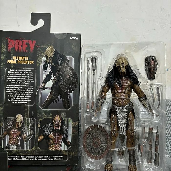 [NOVA] Figura Predador Feral Prey Premium