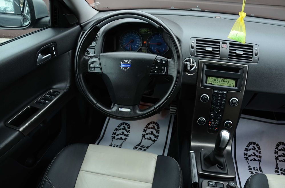 Volvo V50 Lift R-design 1.6 D2 114KM Zamiana Serwis Skóry Zarej w PL