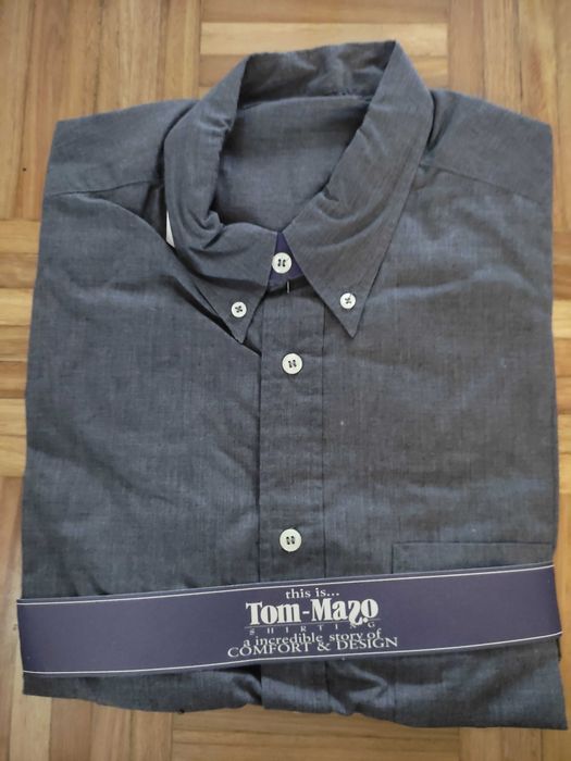 Vende-se várias camisas novas Tom-Maso
