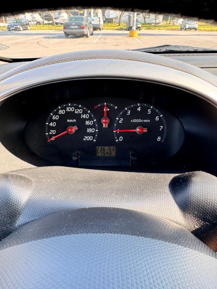 Nissan Micra III 2004- Gasolina- 80cv