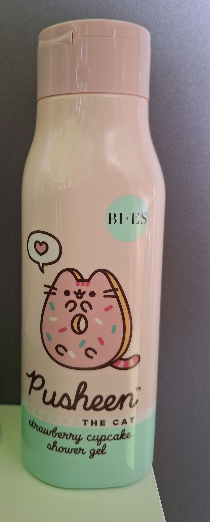 Żel pod prysznic i płyn do kąpieli 2 w 1 Pusheen Donut