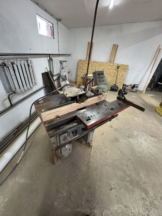 Фрезерний станок