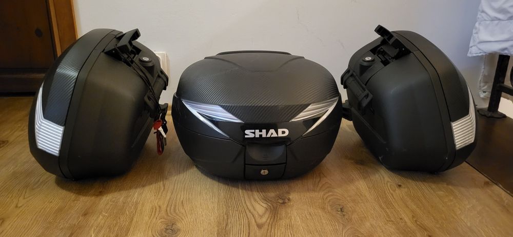 3 Kufry Shad motocyklowe centralny 39 i 2x boczne