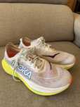Hoka mach X2 usados poucas vezes