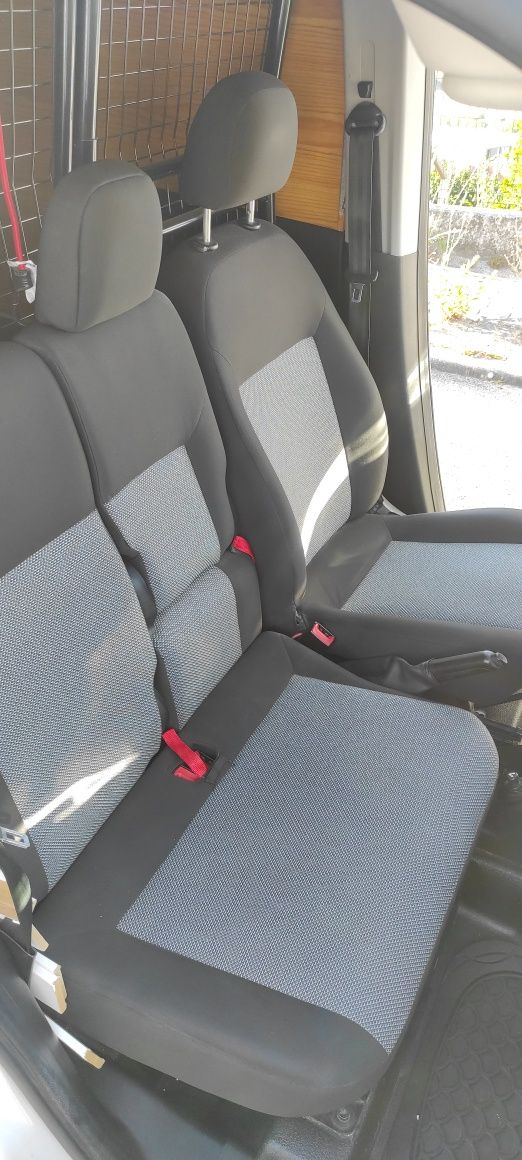 Carrinha comercial Fiat Doblo Maxi ( campismo camping van )