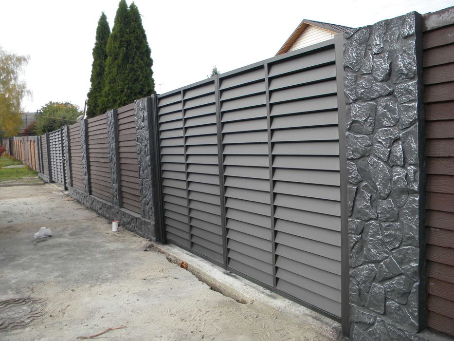 Распашные ворота, въездные, с калиткой, автоматические