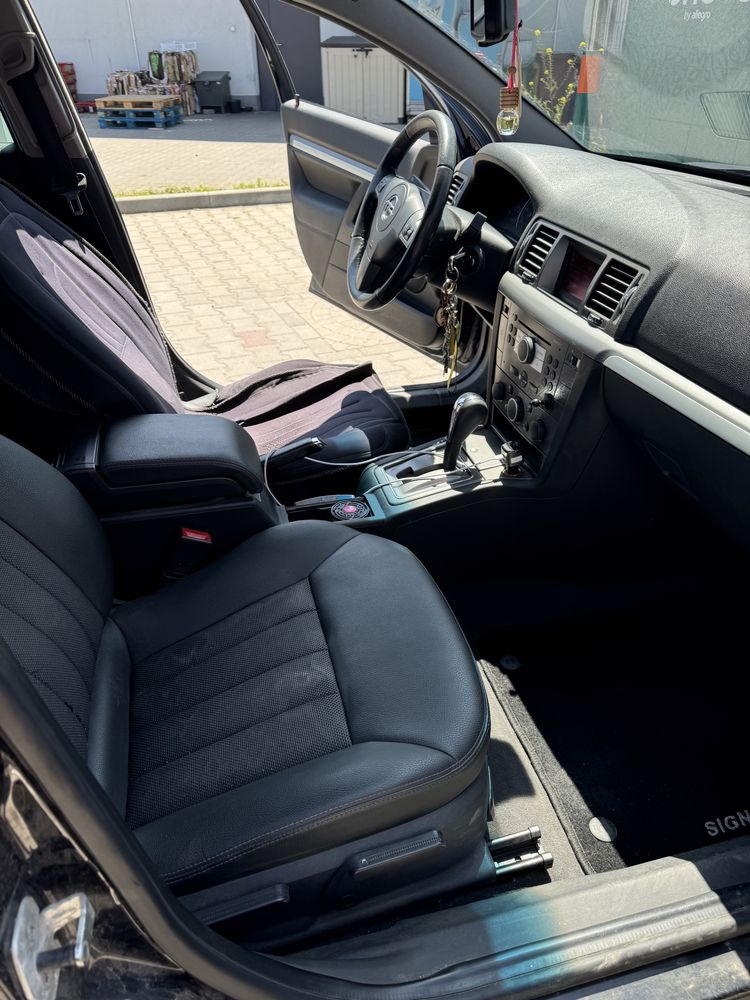 Sprzedam Opla Signum 1.9 tdi 2007 r