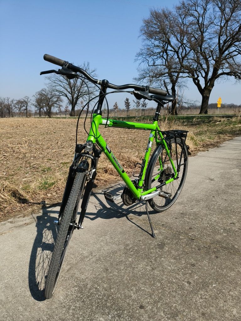 Rower trekkingowy Gudereit, hydrauliczne hamulce, czujnik zmierzchu
