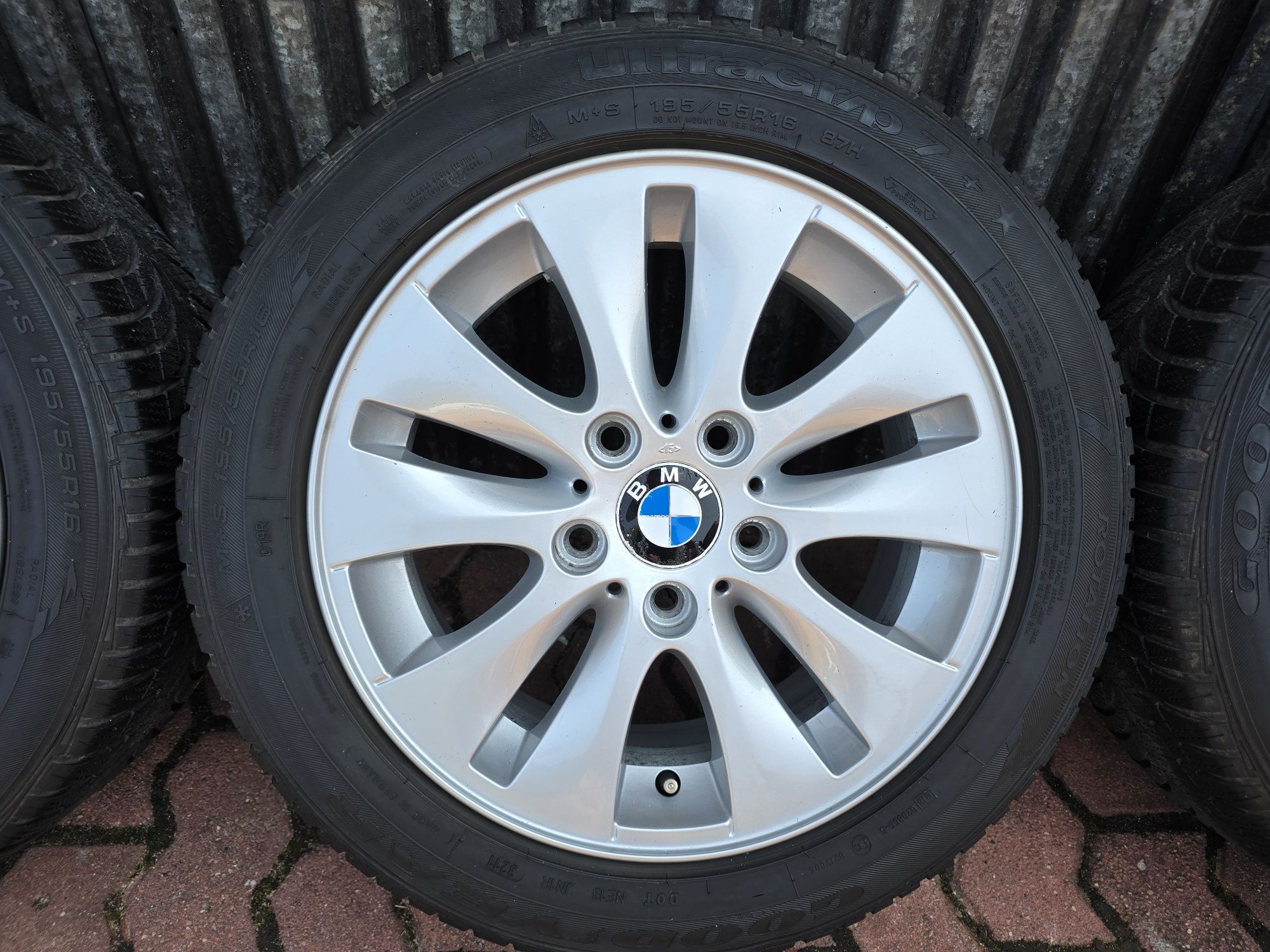 Felgi z oponami 195/55R16 BMW 3 E46 5x120 E87 E82 e81 E46 e36 F20 Z3