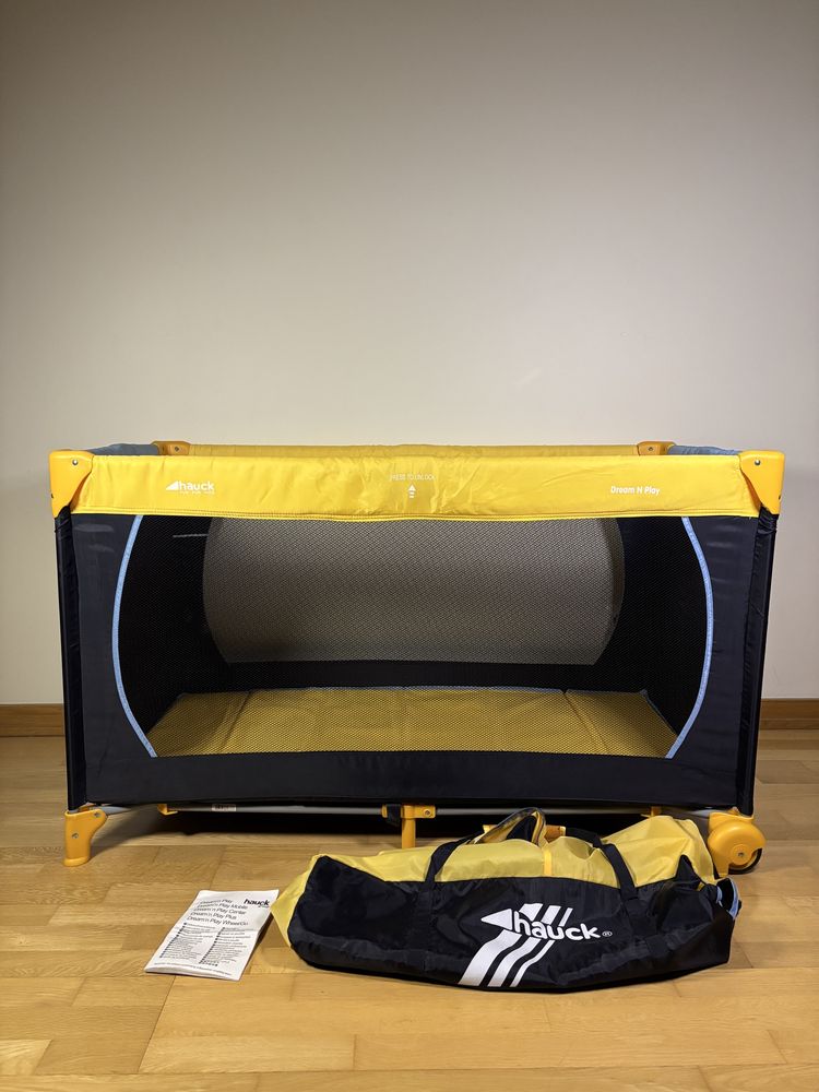 Cama de Viagem para Bebé Hauck com Colchão