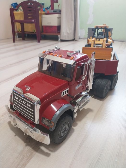 Bruder ciężarówka z koparką