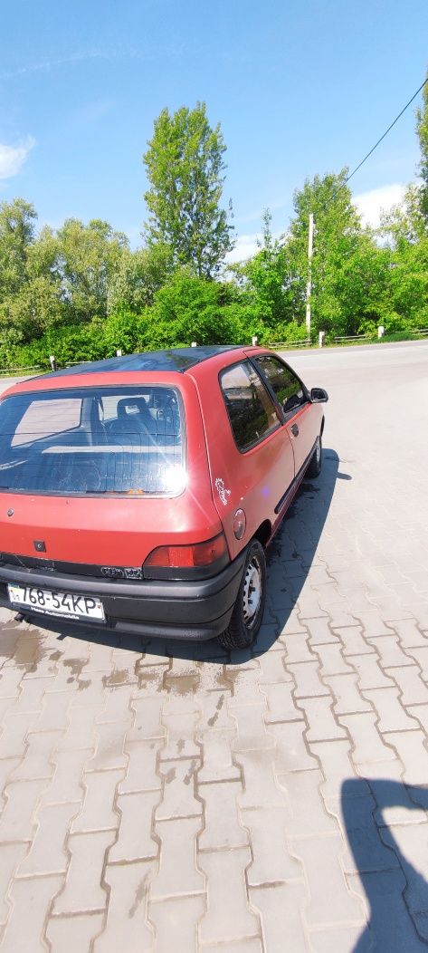 Renault clio 1991 1.1 Бензин