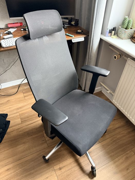 Krzeslo biurowe obrotowe