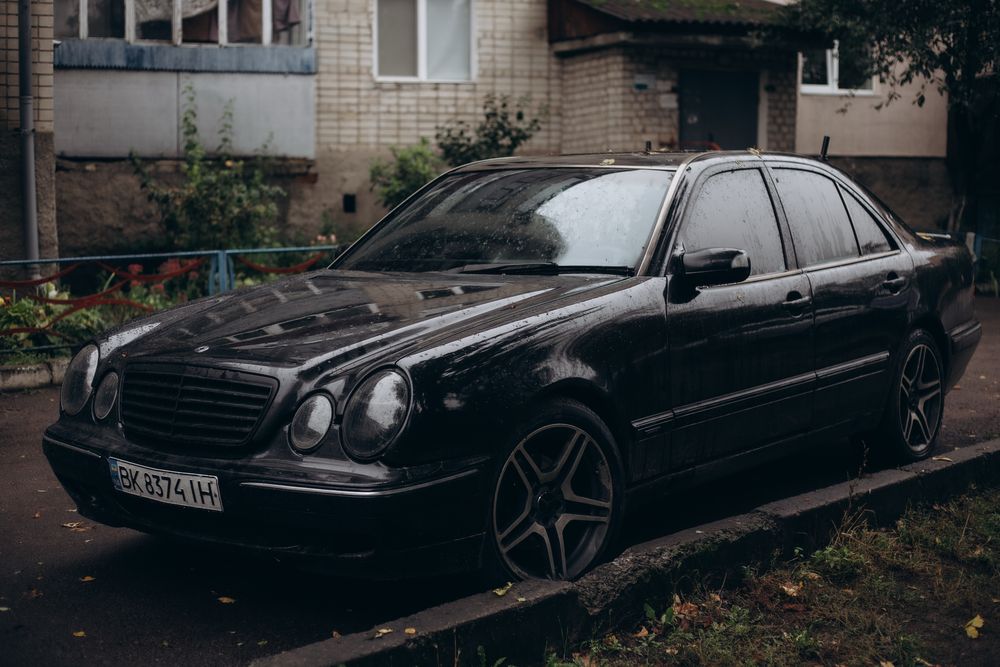 Продам Mercedes W210 2.7 Diesel