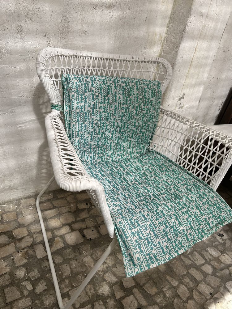 Sofa e cadeirao do Ikea