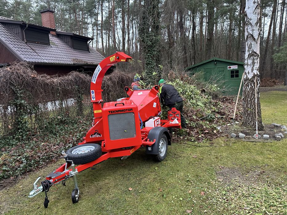 Wycinka drzew, porządkowanie działek, rębak, podnośnik 27M
