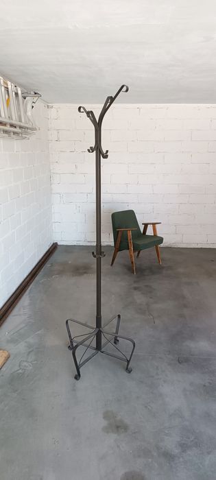 Wieszak IKEA metalowy Kurtyki płaszcze rzeczy