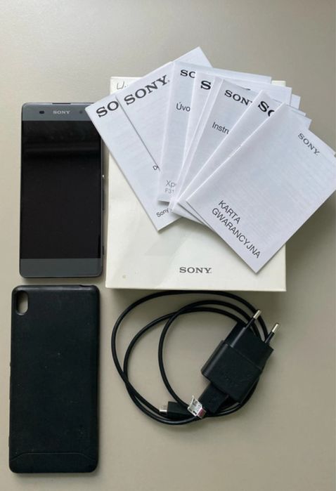 Telefon Sony Xperia XA F3111 czarny