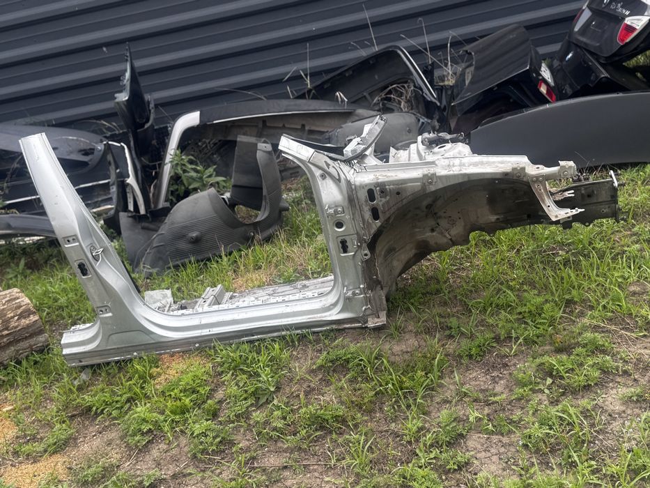 Четверть поріг Volkswagen Passat B8