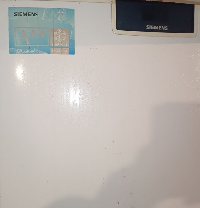 Продам морозильну камеру Сіменс