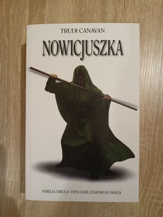 Nowicjuszka - Trudi Canavan