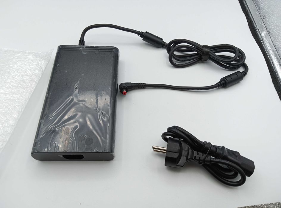 Transformador 230W para Portátil Acer Predator