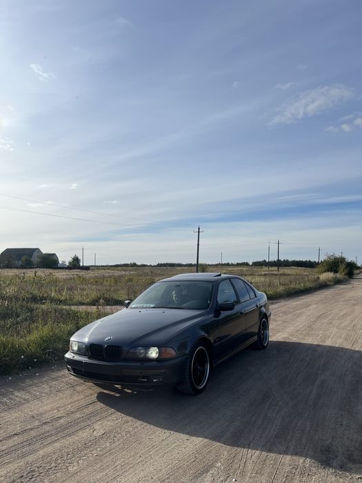 BMW e39 m52b28.