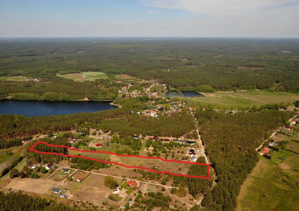 Sprzedam działki budowlane nad jeziorem