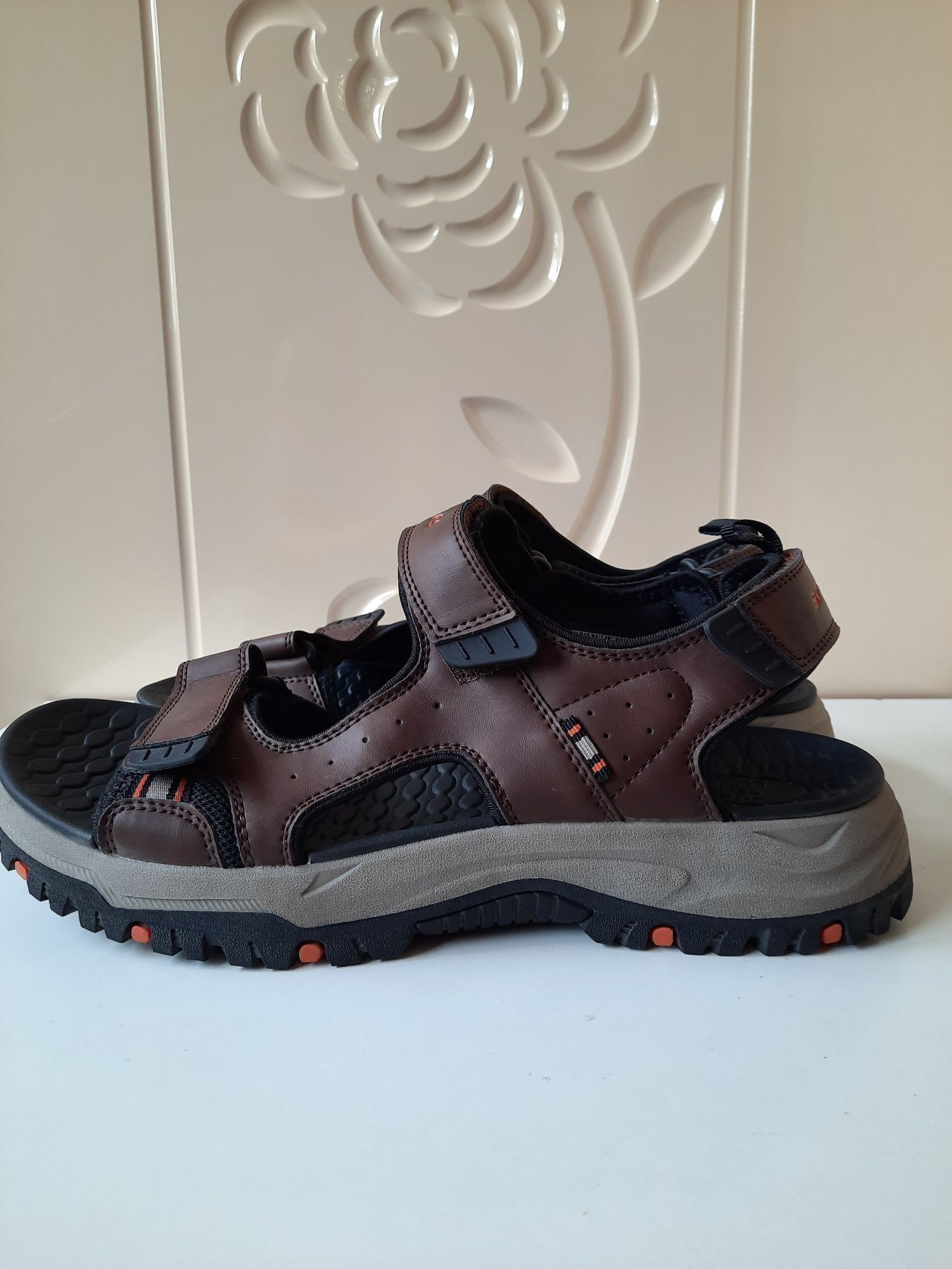 Сандалі Skechers Relaxed Fif 46р.