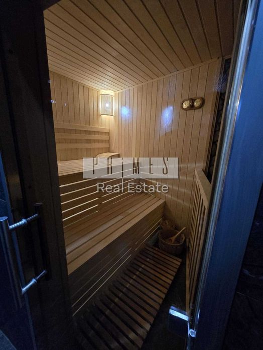 Продаж / Будинок / 400 м2 / Обухівський  район / Лісники