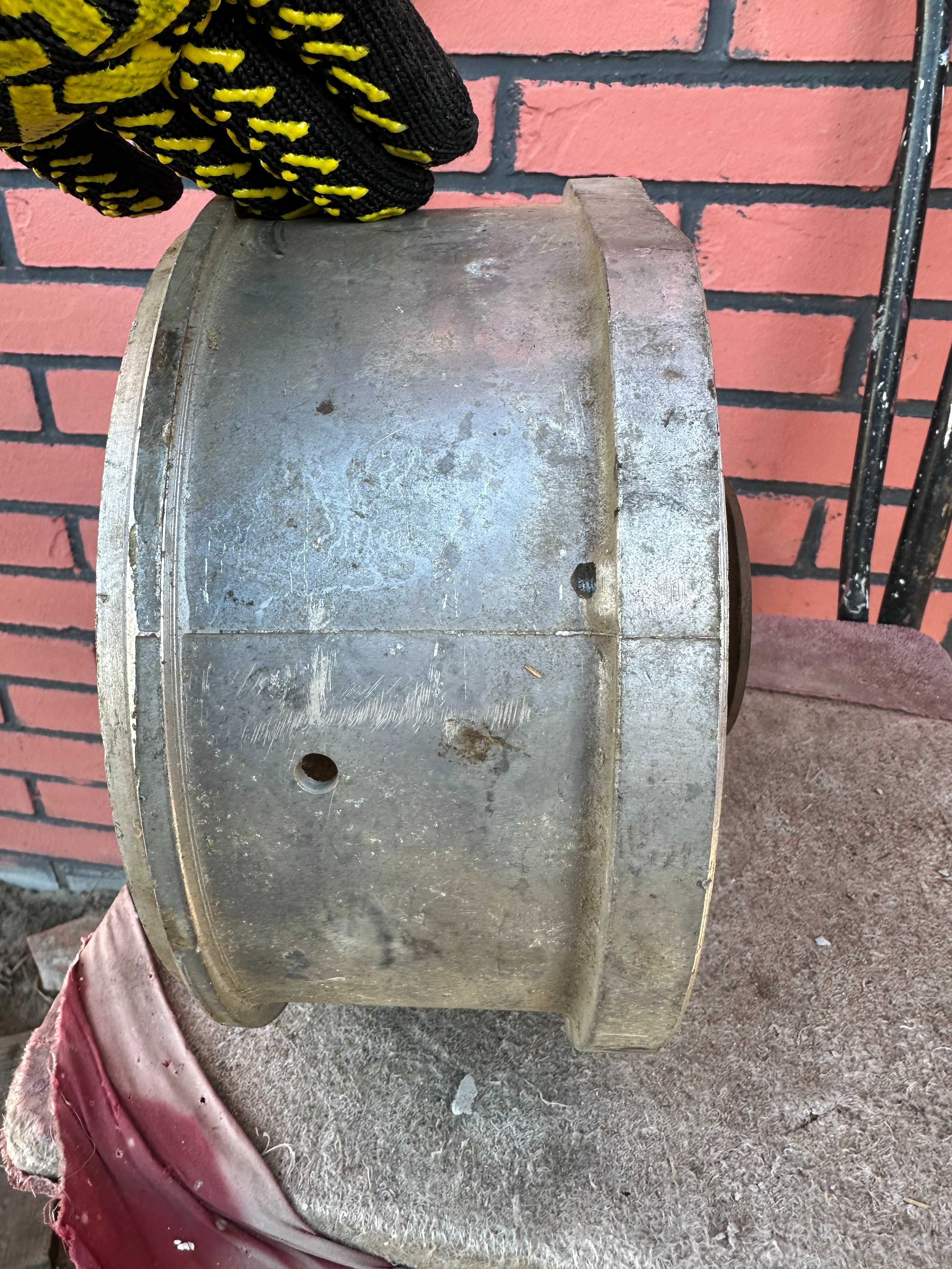 Турбина  Т-40 Т-25 Т-16 Д-144 Д-21  НОВАЯ
