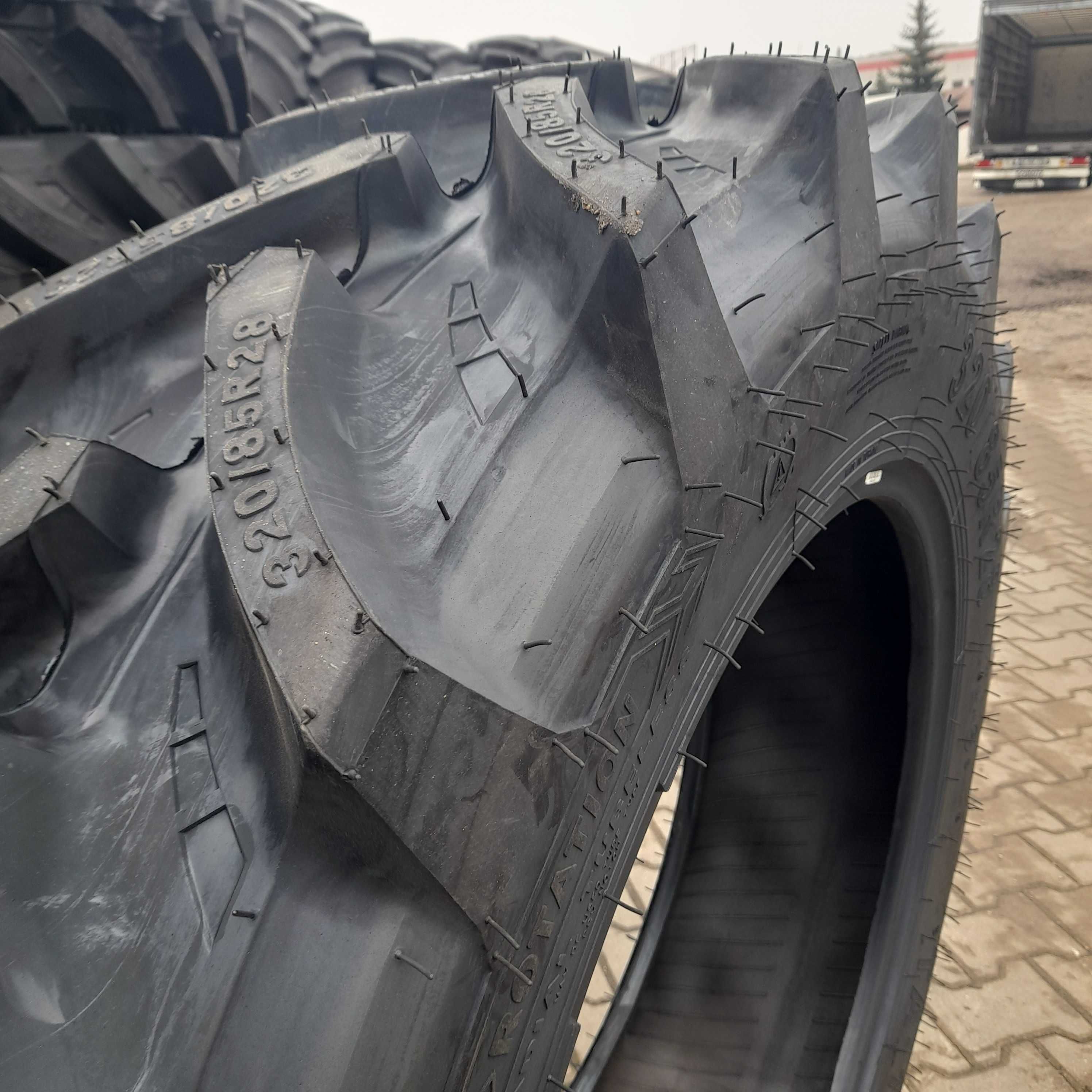 Opona 320/85R28 ( 12.4R28 )  TA-110 124A8 TL Petlas