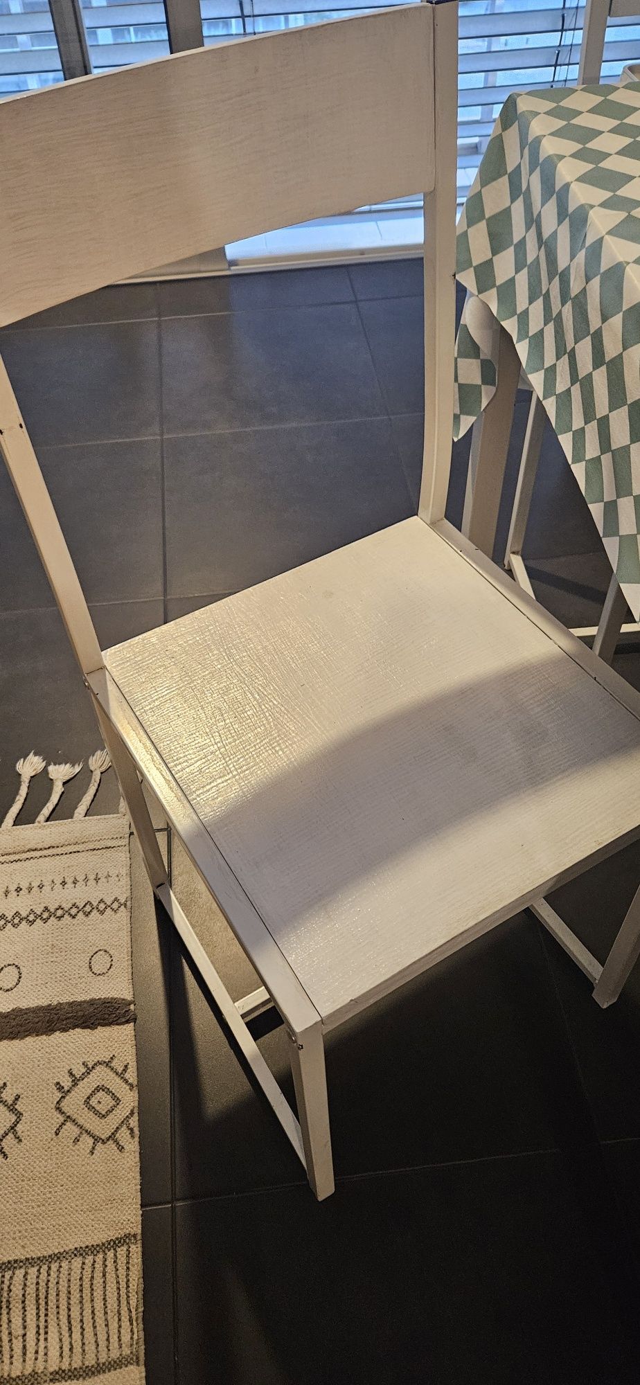 Mesa e 4 cadeiras