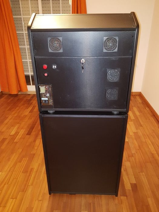 Vendo maquina arcade Bartop com base e Pc (artigo novo)