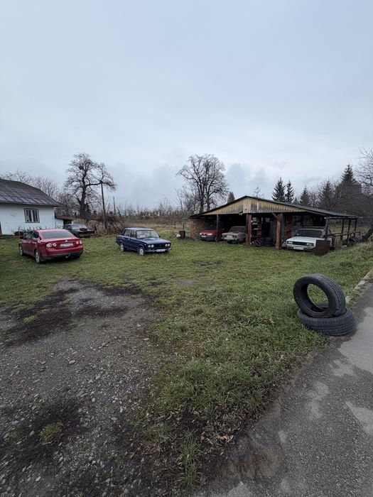 Продаж, будинку, землі.