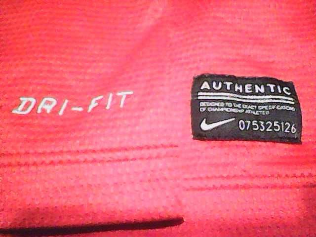 koszulka nike manchester united dlugi rekaw ladny stan duzo zdjec
