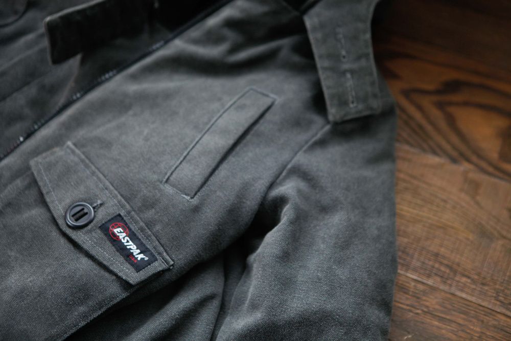 Eastpak куртка бомбер из плотной ткани