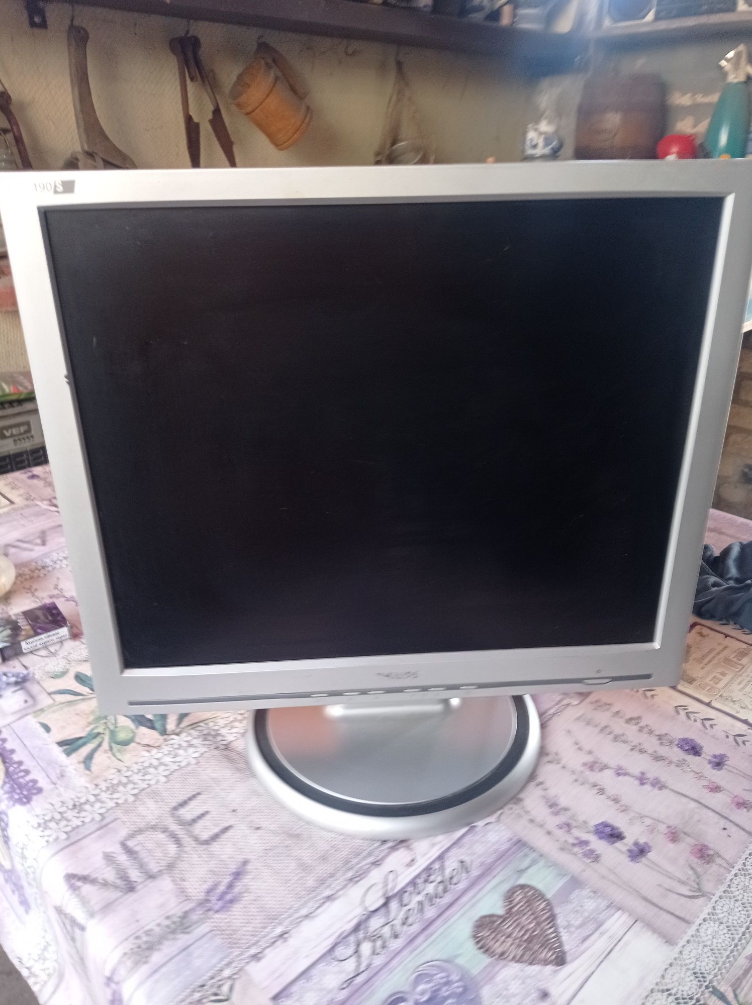 Монитор Phillips 19".
