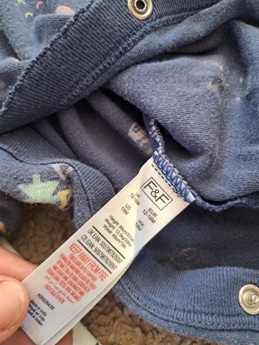 Śpioszki pajacyki dla dziewczynki lub chłopca 12-18 msc Primark