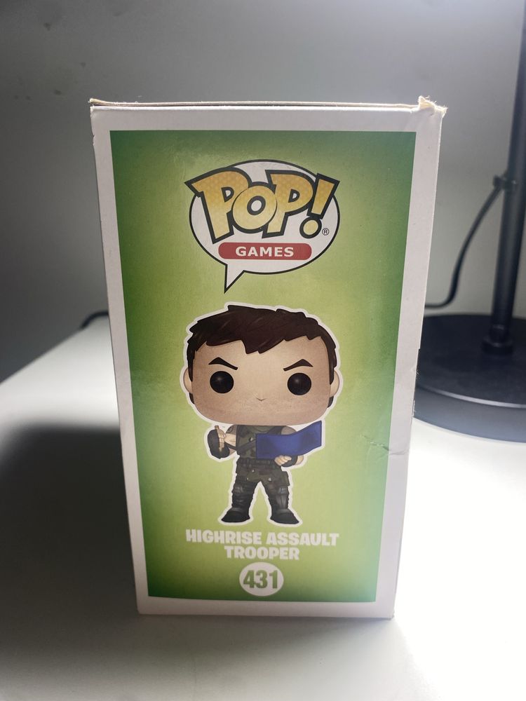 Boneco Funko do Highrise Assault Trooper do Fortnite