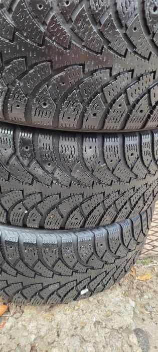 NOKIAN 205/65 R16 зима