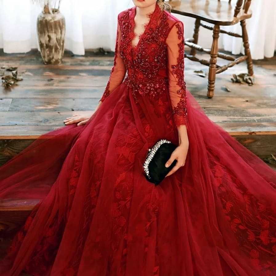 Сукня випуск святкова S XS вечірн вишивка червоне пишна вишита корсет